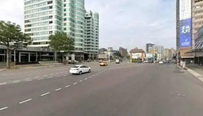 Ai Ke Le Hua Gu Fen You Xian Gong Si Jie Jing He 360 Du Quan Jing Zhao - Taoyuan City, Taoyuan District