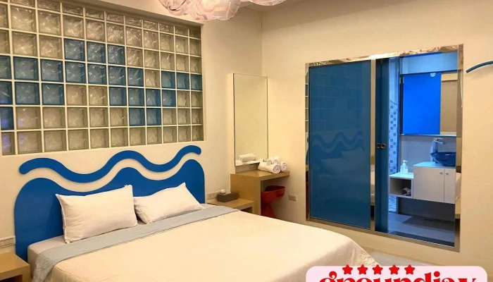 Ban Tian Niao Jing Pin Min Su You Fang Ke Ti Gong - Penghu County, Magong City