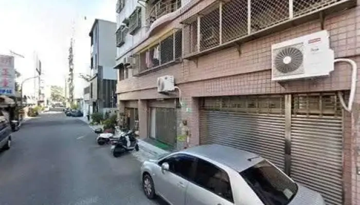 Cheng Yun Quan Bu - Tainan City, East District
