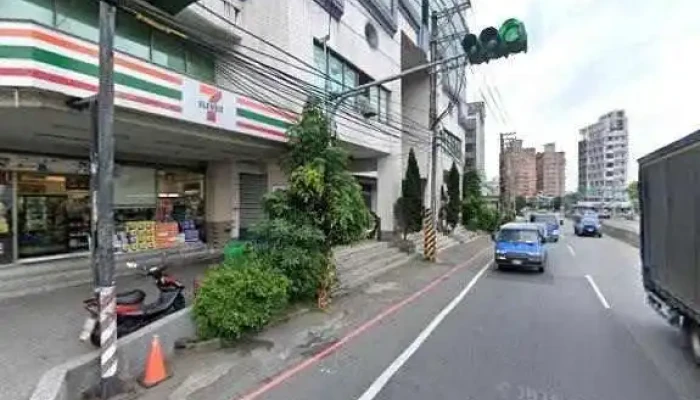 Dian Zi Dai Gong Chang SmtDai Gong  Jia Jie Ke Ji Jie Jing He 360 Du Quan Jing Zhao - Taoyuan City, Guishan District