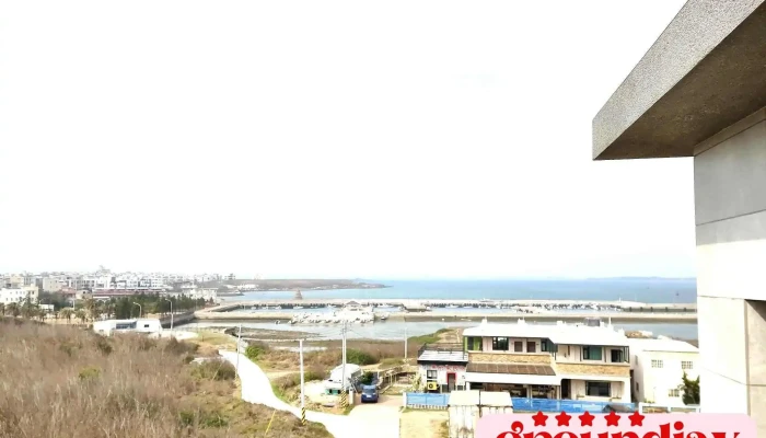 Fang Kong Xing Lu Min Su Wai Guan - Penghu County, Magong City
