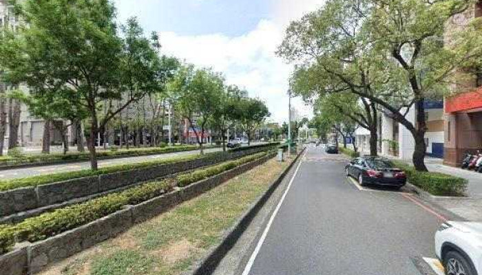 Gao Xiong Shi Da Gao Xiong Bu Dong Chan Kai Fa Shang Ye Tong Ye Gong Hui Quan Bu - Kaohsiung City, Lingya District