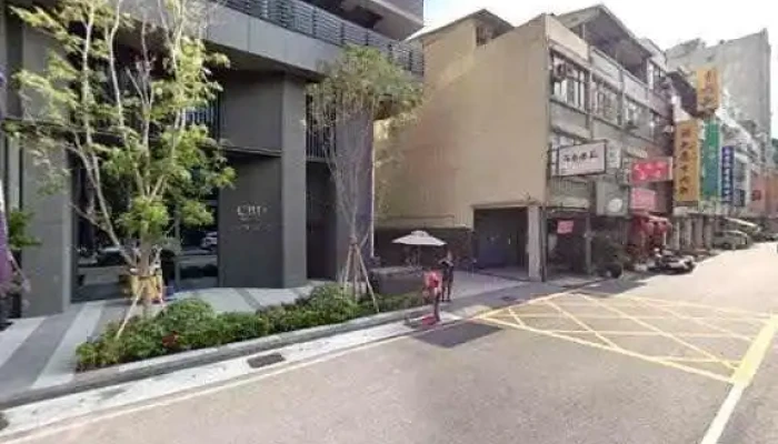 Hai Tian Wang Lu Ke Ji You Xian Gong Si Jie Jing He 360 Du Quan Jing Zhao - Kaohsiung City, Sinsing District