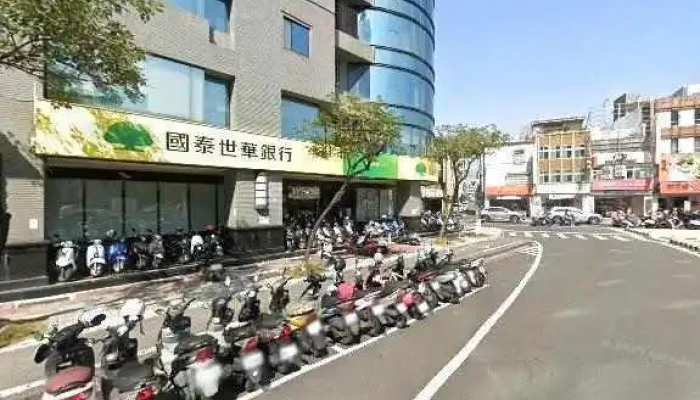Hong Hui Guang Dian Gu Fen You Xian Gong Si  Tai Nan Ban Shi Chu Unice E O Services Inc Tainan Office Quan Bu - Tainan City, East District