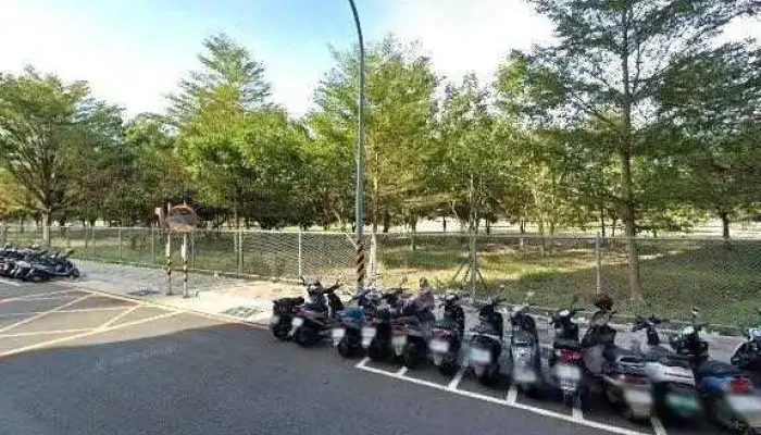 Huo Hong Wei Nai Er Chuang Yi Kai Fa You Xian Gong Si Jie Jing He 360 Du Quan Jing Zhao - Tainan City, Anping District