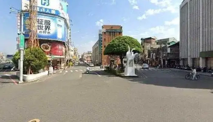 Jia Yi Shi Guo Ji Guan Le Jie Cai Jie Jia Nian Hua Bian Huan Dui Xing Wan Hui Jie Jing He 360 Du Quan Jing Zhao - Chiayi City, West District