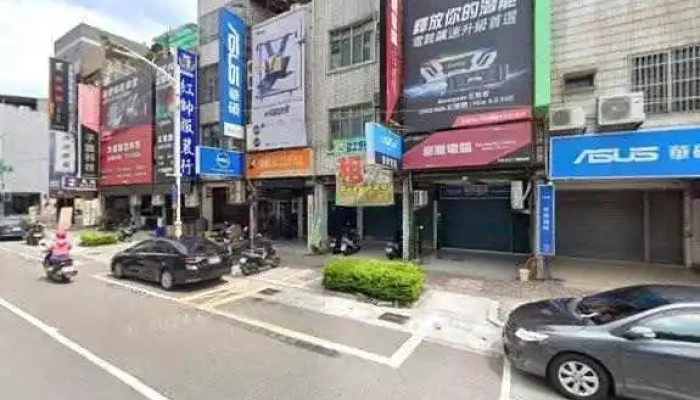 Jian Guo Dian Nao Shang Chang Jie Jing He 360 Du Quan Jing Zhao - Kaohsiung City, Sanmin District