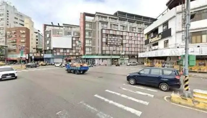 Jiao Tong Bu Zhong Yang Qi Xiang Ju Tai Zhong Qi Xiang Zhan Jie Jing He 360 Du Quan Jing Zhao - Taichung City, North District