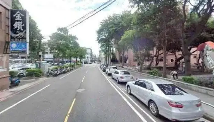 Lan Yue Shu Wei Xing Xiao  Tai Bei Ban Gong Shi Quan Bu - Taoyuan City, 平镇区