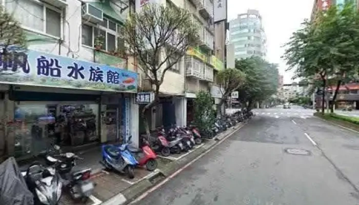 Qian Wang Shu Wei Zi Xun You Xian Gong Si Jie Jing He 360 Du Quan Jing Zhao - New Taipei City, Yonghe District
