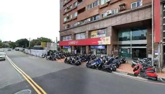 Quan Guo Dian Zi Xin Zhu Zhong Hua Men Shi Jie Jing He 360 Du Quan Jing Zhao - Hsinchu City, North District
