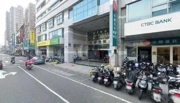 Ri Sheng Kong Jian Zi Xun Gu Fen You Xian Gong Si Quan Bu - Tainan City, Yongkang District