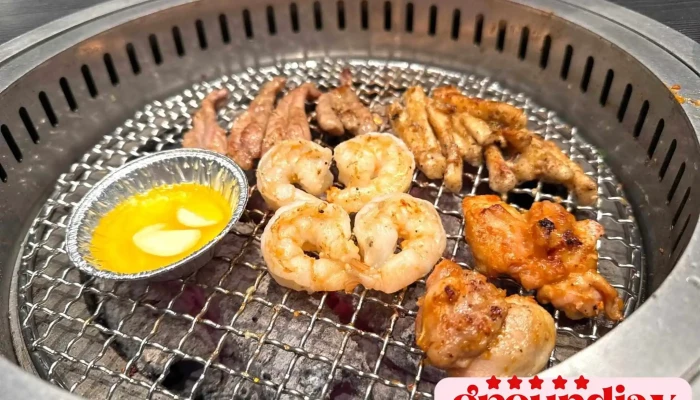 Shao Jiu Can Yin Ji Tuan  Tai Nan Shao Rou Tui Jian Shao Rou Shiyoziyo Yakiniku Shojo Tai Nan Xi Men Dian Can Yin - Tainan City, North District