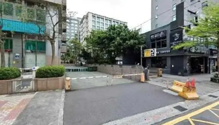 Shun Li Zhi Hui Gu Fen You Xian Gong Si Jie Jing He 360 Du Quan Jing Zhao - Taipei City, Neihu District
