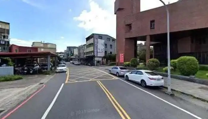 Tai Wan Dian Li Gong Si Yi Lan Qu Ying Ye Chu Jie Jing He 360 Du Quan Jing Zhao - Yilan County, Yilan City