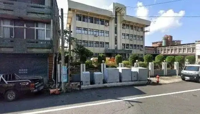 Tai Wan Fang Bao Dian Qi You Xian Gong Si Jie Jing He 360 Du Quan Jing Zhao - Yunlin County, Douliu City