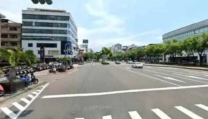Tai Wan Qian Zhu Dian Zi Gu Fen You Xian Gong Si Jie Jing He 360 Du Quan Jing Zhao - 台灣 Sanmin District