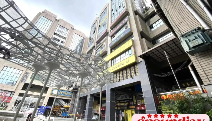 Tai Zhong Kua Jing Ti Yan Shi Fan Ji Di Ns Terminal Quan Bu - Taichung City, Central District