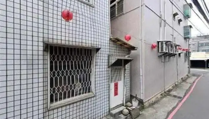 Tang Mi Mao Yu Yue Zhi Dian Nao Zi Xun Kuang Ji Zu Zhuang Jie Jing He 360 Du Quan Jing Zhao - Taichung City, Dali District