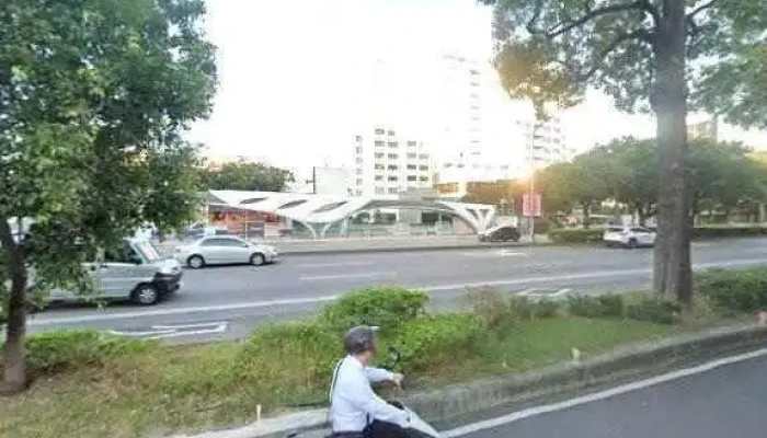 Wei Bi Ai Pu Ke Ji IpadposXi Tong Da Tai Zhong Can Yin PosTui Jian Shou Xuan Jie Jing He 360 Du Quan Jing Zhao - Taichung City, Xitun District