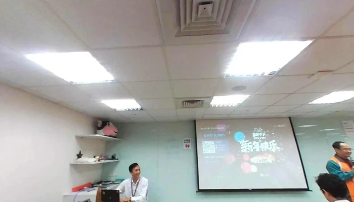 Xiang Gang Shang A Li Ba Ba Xiang Gang Dian Zi Shang Wu You Xian Gong Si Tai Wan Fen Gong Si Jie Jing He 360 Du Quan Jing Zhao - Taipei City, Songshan District