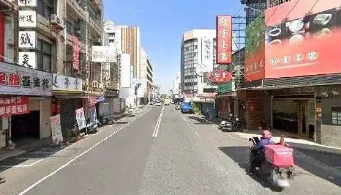 Xin Bing Wei Yu Le Guang Chang Jie Jing He 360 Du Quan Jing Zhao - Chiayi City, West District