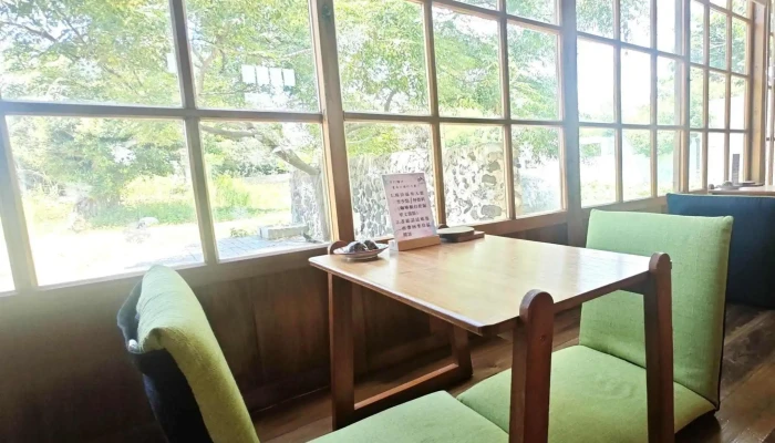 Yan Ju Shu Dian Penghu Bookstore 評論 - Penghu County, Magong City