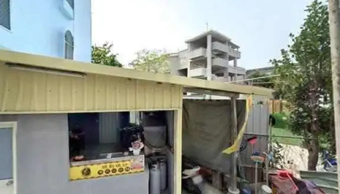 Yi Xiang Qi Ye Xing Guai Shou Zheng Di Chai Chu Tian Tu Dang Tu Qiang Wei Li Shi Gong Jie Jing He 360 Du Quan Jing Zhao - Pingtung County, Donggang Township