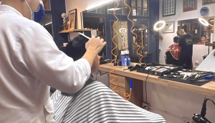 Ying Lun Shen Shi Fa Lang Cutting Edge Barbershop 目錄 - Hualien County, Hualien City