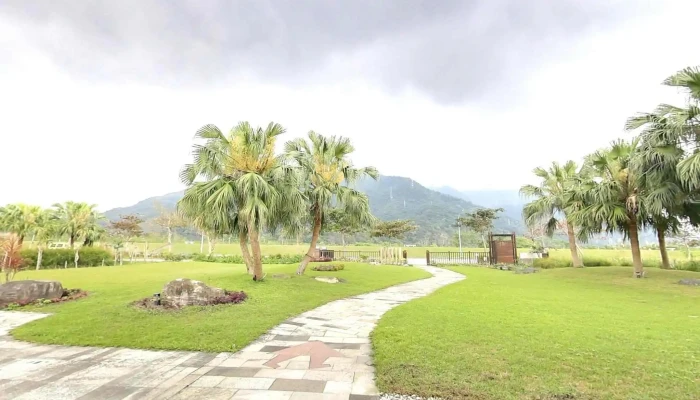 Yuan Lu Yuan Jie Jing He 360 Du Quan Jing Zhao - Hualien County, Hualien City