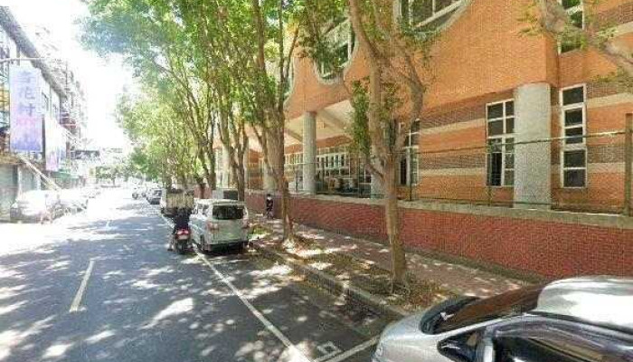 Yun Guan Tian Xia Gong Yu Da Sha Guan Li Wei Yuan Hui Jie Jing He 360 Du Quan Jing Zhao - Hsinchu City, East District