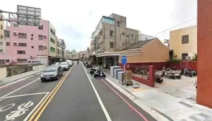 Zhi Guang Shu Wei Xue Yuan  Peng Hu Fen Xiao  Guo Kao Jiu Ye Zheng Zhao Sheng Da Bu Xi Ban Jie Jing He 360 Du Quan Jing Zhao - Penghu County, Magong City