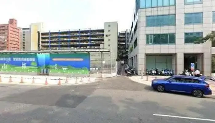 CtgaQing Song Kou Pai Jing Xie Hui Jie Jing He 360 Du Quan Jing Zhao - Kaohsiung City, Qianjin District