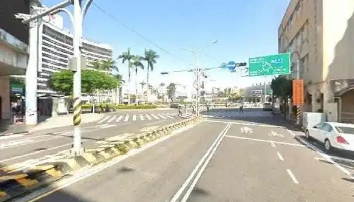 Eec -  TnkFu Wu Ju Dian Jie Jing He 360 Du Quan Jing Zhao - Tainan City, West Central District