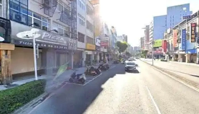 MarsChuang Ke Tai Kong Zhan  Shang Wu Ban Gong Hui Yi Shi Jie Jing He 360 Du Quan Jing Zhao - Kaohsiung City, Zuoying District