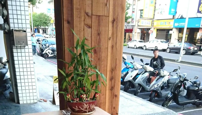 MarsChuang Ke Tai Kong Zhan  Shang Wu Ban Gong Hui Yi Shi 時間表 - Kaohsiung City, Zuoying District