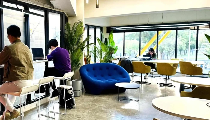 Second Space    247 Co Working 共用工作空间 - Kaohsiung City, Sinsing District