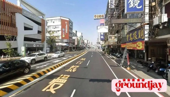 Tainan Station - 台南市