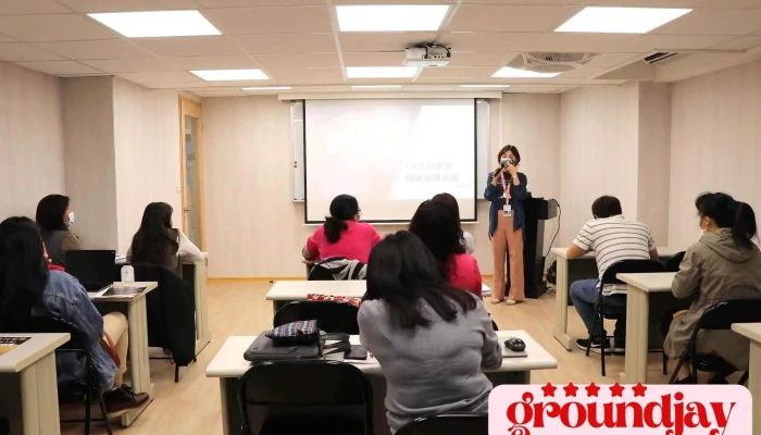 TedaTai Wan Dian Shang Fa Zhan Xie Hui Shu Wei Zhuan Xing De Tui Shou Quan Bu - Hsinchu County, Zhubei City
